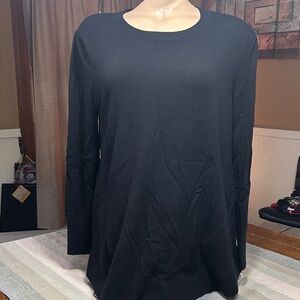 Loft Women's Black Long-Sleeve Crewneck Top - Large